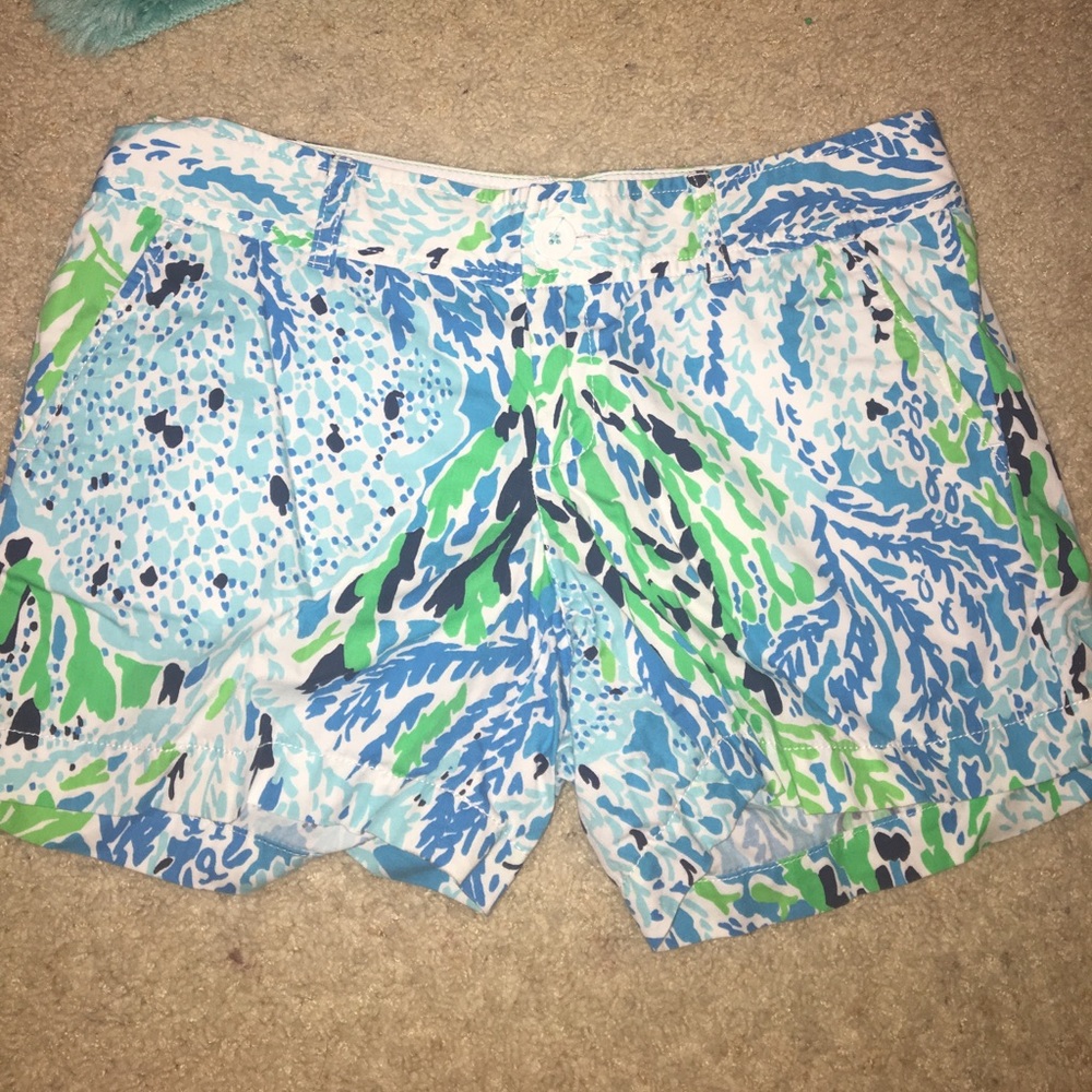 Lilly Pulitzer Callahan Shorts, Size 6